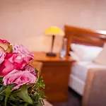 Spies Bed & Breakfast 3*