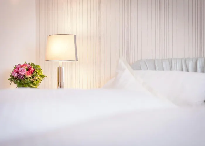 Spies Bed & Breakfast 3*